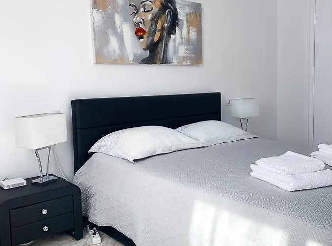 Appartement El Dorado, Americas